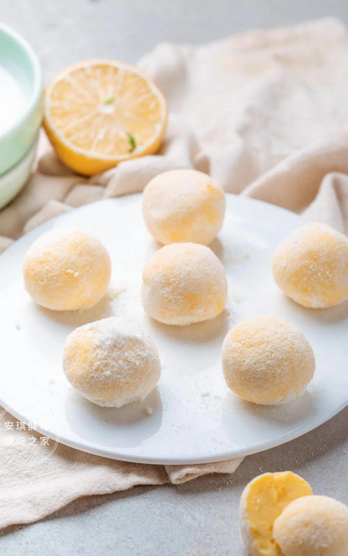 一口一颗，酸酸甜甜还冰凉，奶香浓郁不加糖 咖啡的沦陷之旅